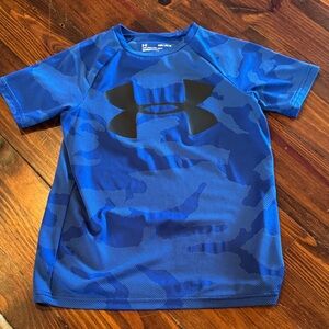 Under Armour Kids Blue Tee With Camo Rashguard Design
